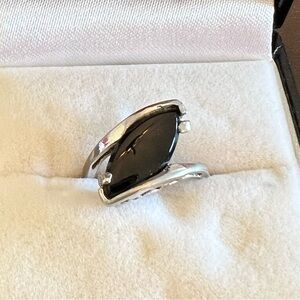 Pretty SILVER ONYX RING